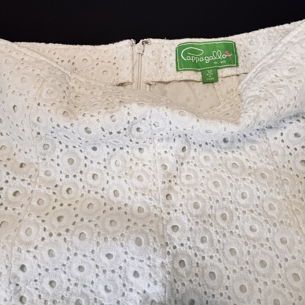 Cappagallo White Eyelet Lined Shorts Size 12 Side Slash Pockets Back Zip 36 - Picture 2 of 10